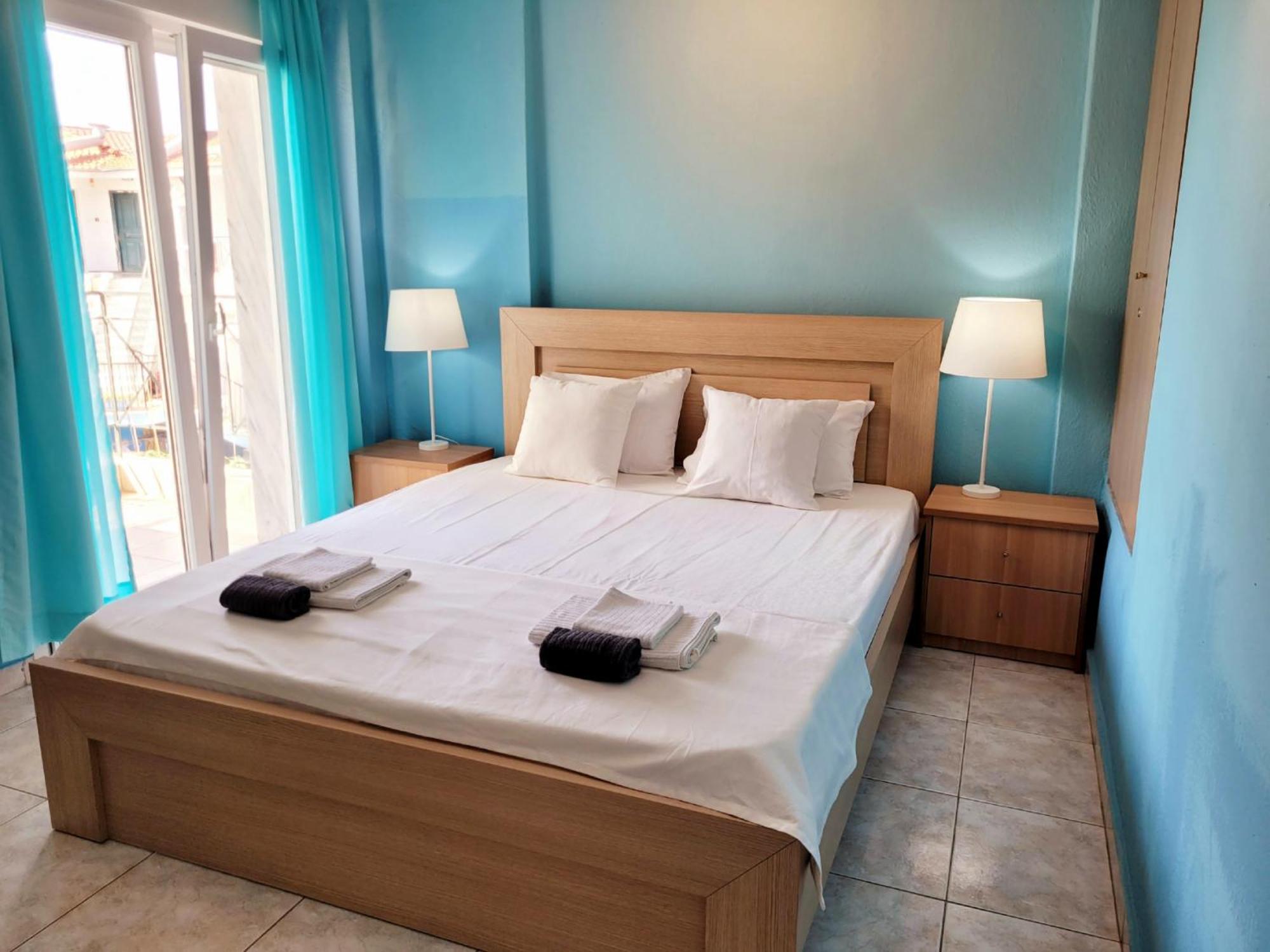 Anris & Dianas Dom - In A Quiet Part Of The Center Appartement Kallithea  Buitenkant foto
